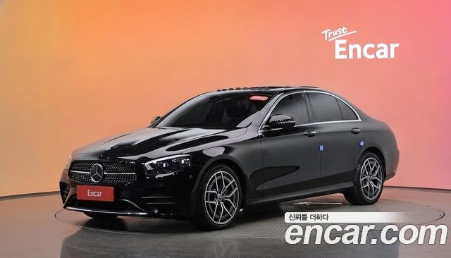 Mercedes-Benz E-Class 2021 — photo 1