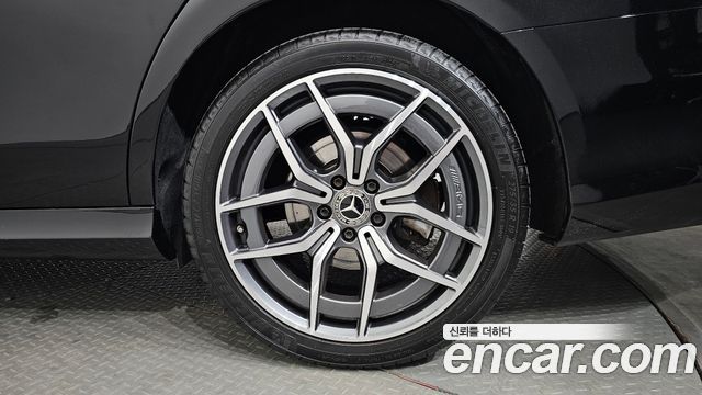 Mercedes-Benz E-Class 2021 — photo 7