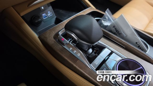 Kia K9 2022 — photo 12