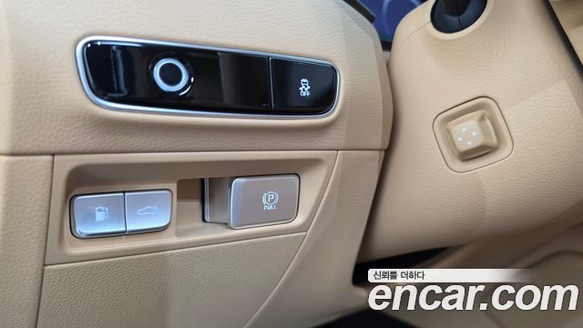 Kia K9 2022 — photo 27