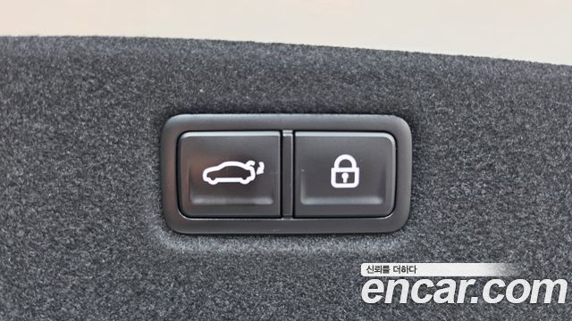 Kia K9 2022 — photo 37