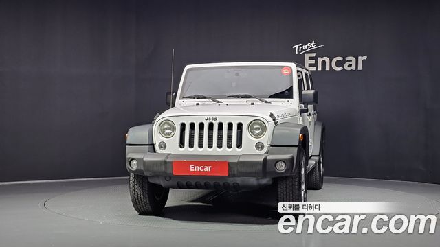Jeep Wrangler 2014 — photo 3