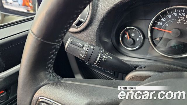 Jeep Wrangler 2014 — photo 18