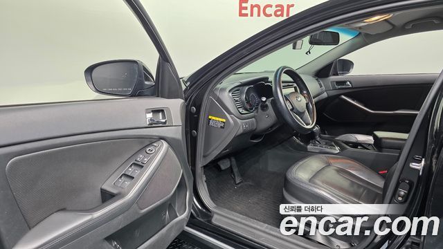 Kia K5 2013 — photo 13