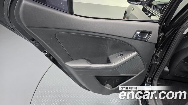 Kia K5 2013 — photo 15