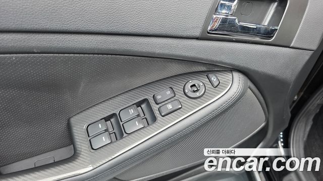 Kia K5 2013 — photo 29