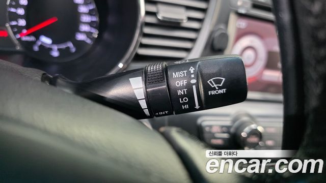 Kia K5 2013 — photo 31