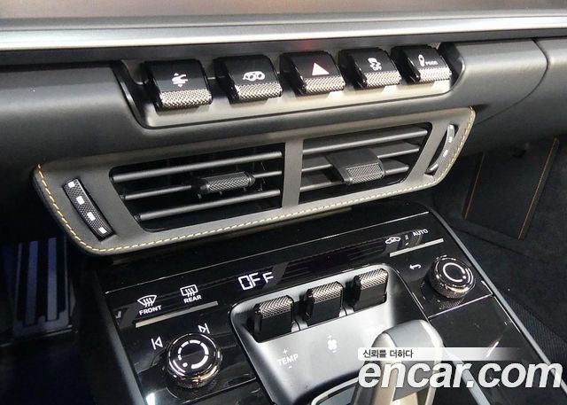 Porsche 911 2026 — photo 15