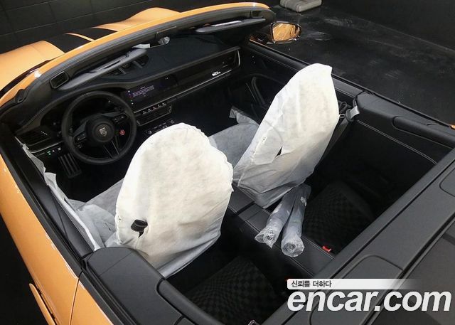 Porsche 911 2026 — photo 17