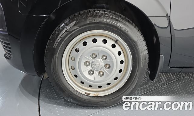 Hyundai Staria 2024 — photo 5