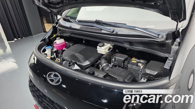 Hyundai Staria 2024 — photo 6