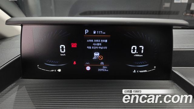 Hyundai Staria 2024 — photo 11