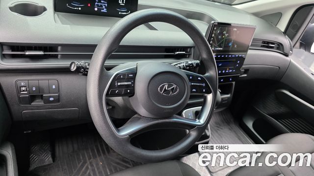 Hyundai Staria 2024 — photo 19