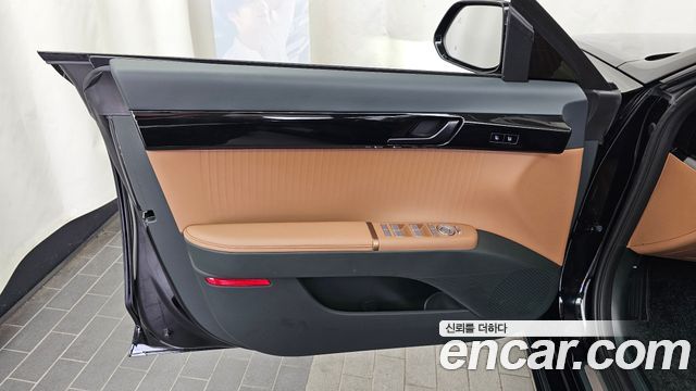 Hyundai Grandeur 2025 — photo 14