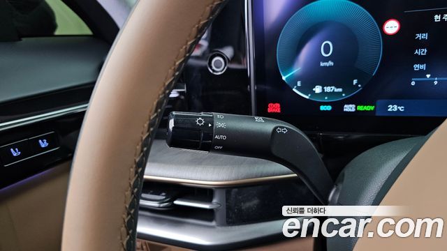 Hyundai Grandeur 2025 — photo 36