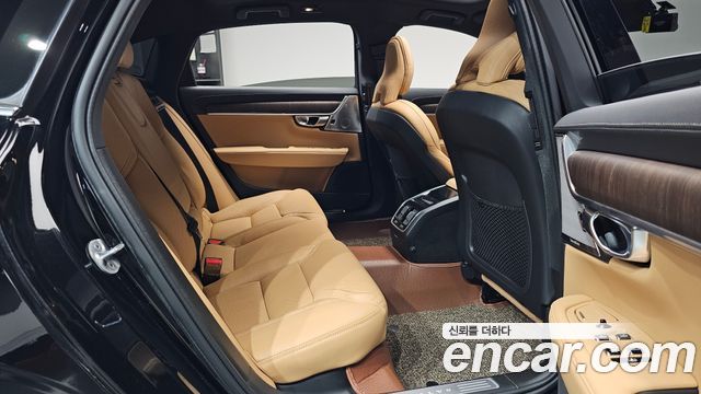 Volvo S90 2023 — photo 17
