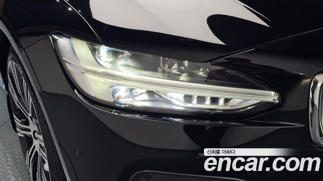 Volvo S90 2023 — photo 8