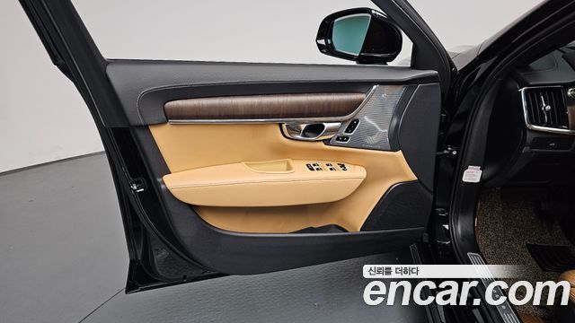 Volvo S90 2023 — photo 14