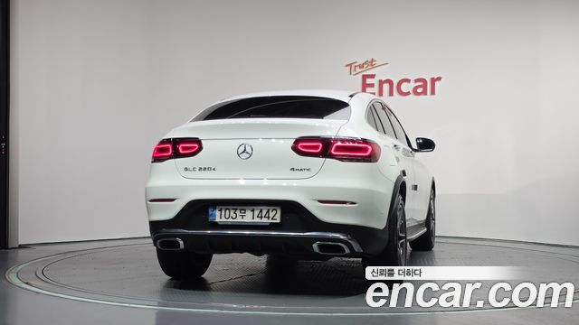 Mercedes-Benz GLC-Class 2021 — photo 4