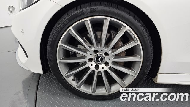 Mercedes-Benz C-Class 2017 — photo 5