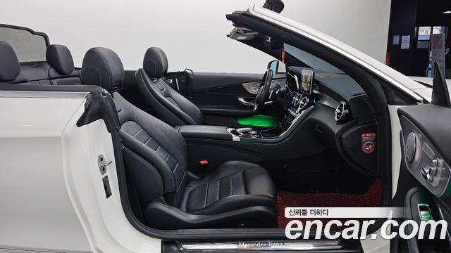 Mercedes-Benz C-Class 2017 — photo 11