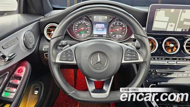 Mercedes-Benz C-Class 2017 — photo 13