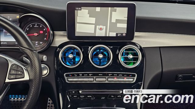 Mercedes-Benz C-Class 2017 — photo 14