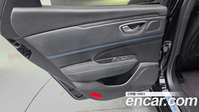 Renault Korea SM6 2024 — photo 15
