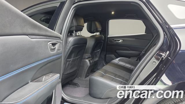 Renault Korea SM6 2024 — photo 31