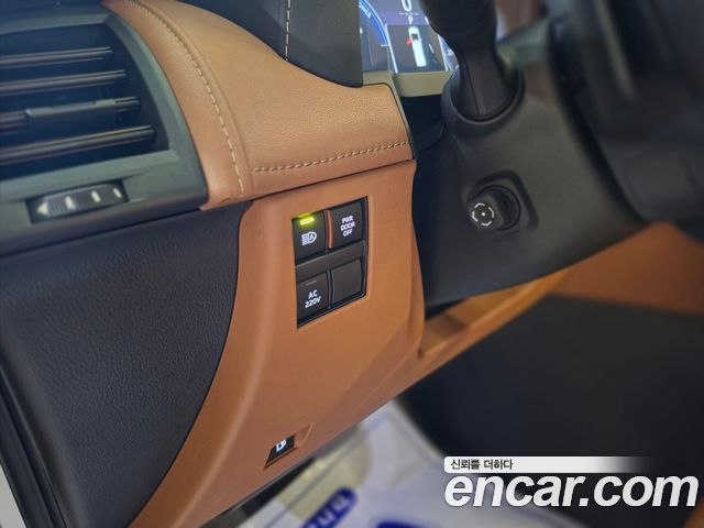 Toyota Alphard 2025 — photo 12