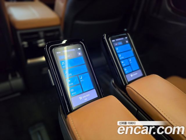 Toyota Alphard 2025 — photo 17