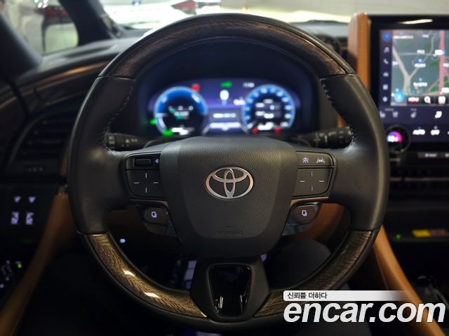 Toyota Alphard 2025 — photo 19
