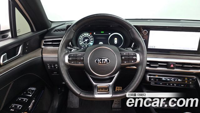 Kia K5 2021 — photo 18