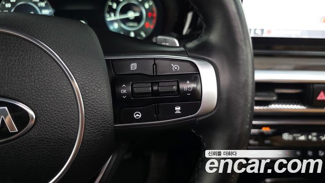 Kia K5 2021 — photo 24