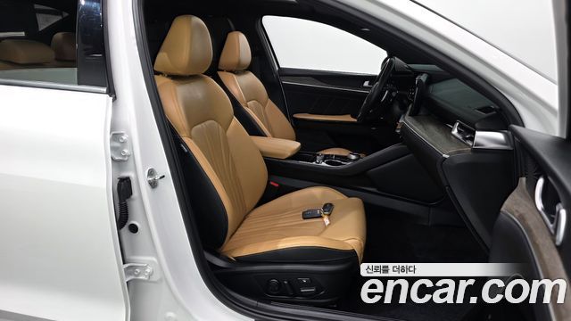 Kia K5 2021 — photo 16
