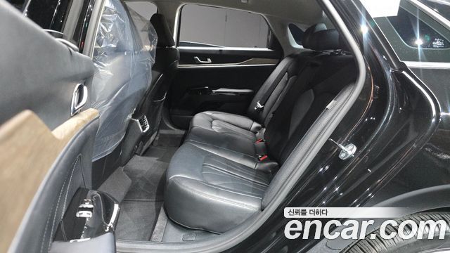 Kia K5 2023 — photo 18