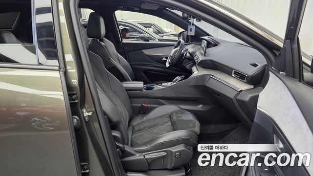 Peugeot 3008 2021 — photo 11