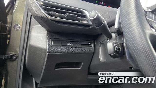 Peugeot 3008 2021 — photo 16