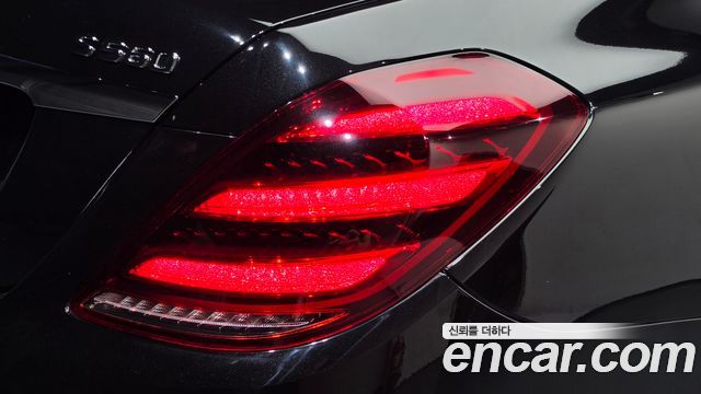 Mercedes-Benz S-Class 2016 — photo 9