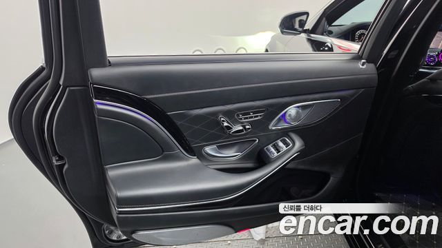 Mercedes-Benz S-Class 2016 — photo 15