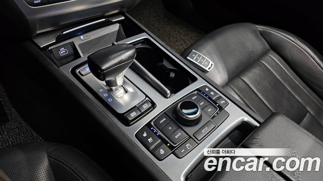 Genesis G80 2019 — photo 9