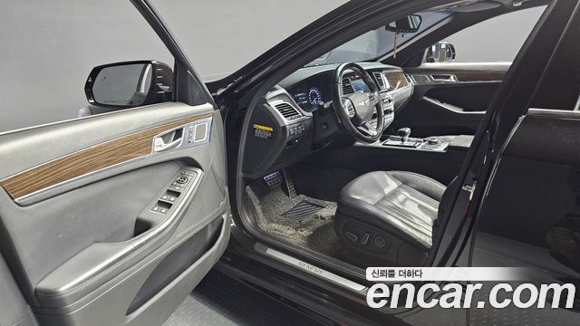 Genesis G80 2019 — photo 10