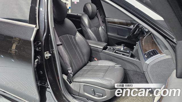 Genesis G80 2019 — photo 12