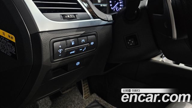 Genesis G80 2019 — photo 16