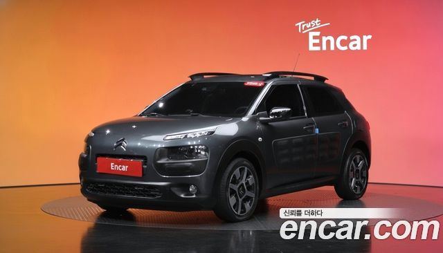 Citroën / DS C4 CACTUS 2017 — photo 1