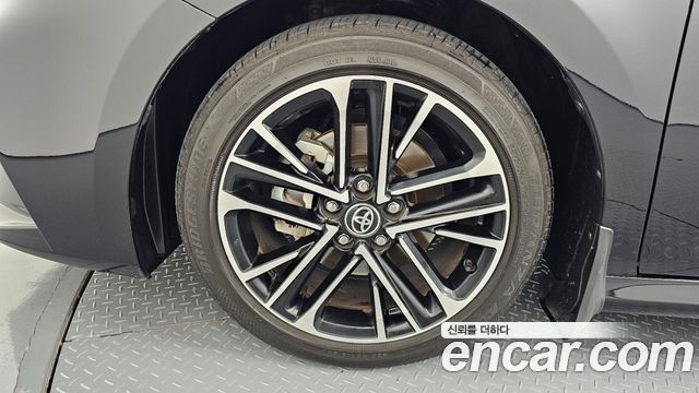 Toyota Camry 2025 — photo 5