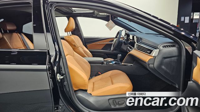 Toyota Camry 2025 — photo 11