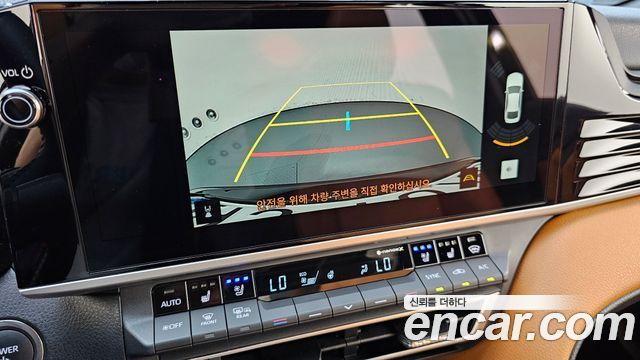 Toyota Camry 2025 — photo 15