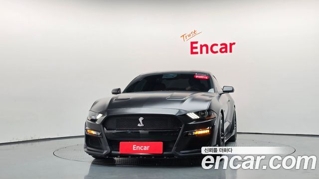 Ford Mustang 2020 — photo 3