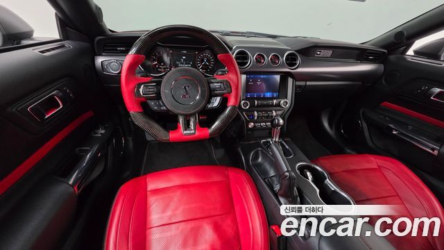 Ford Mustang 2020 — photo 10